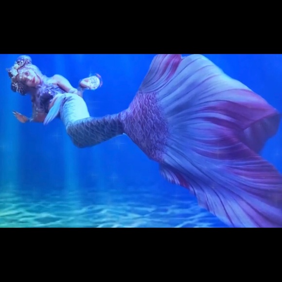 Finfolk Caspian Cove Like New XS - Picture 6 of 7